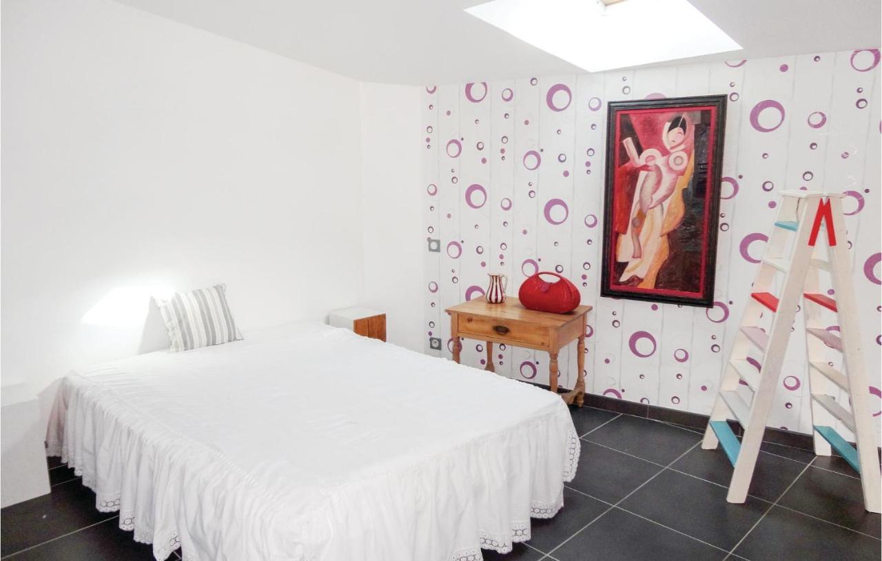 Awesome Apartment In Sauvian With Wifi エクステリア 写真