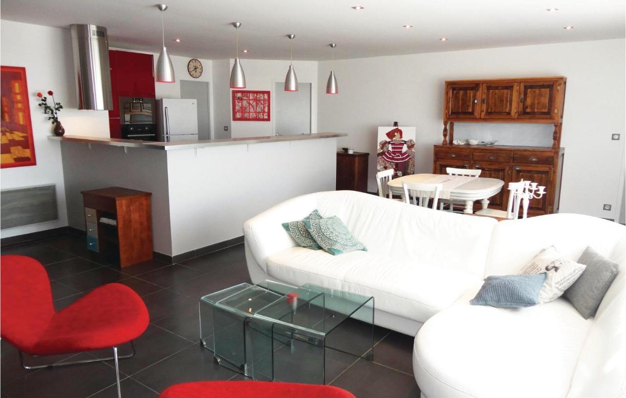 Awesome Apartment In Sauvian With Wifi エクステリア 写真
